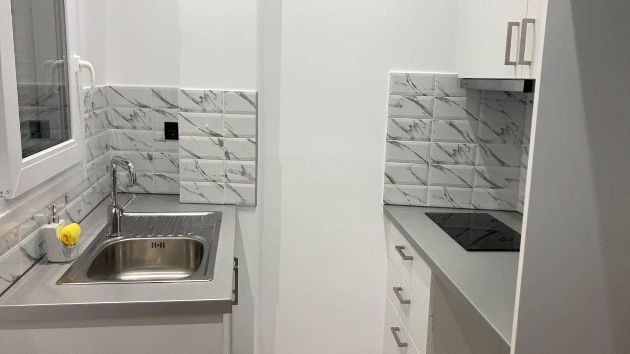 Modern Penthouse Thessaloniki Apartment Екстериор снимка