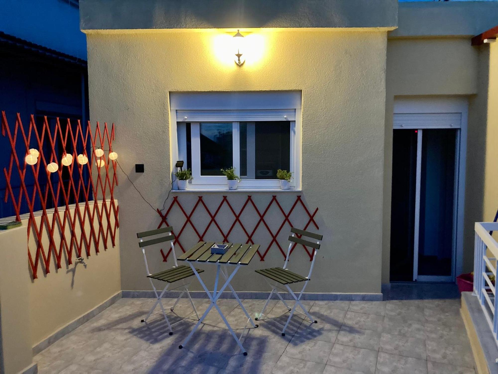 Modern Penthouse Thessaloniki Apartment Екстериор снимка